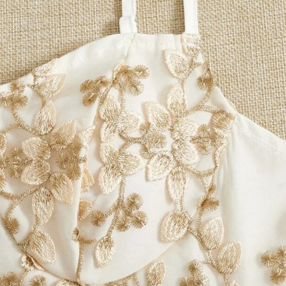 Floral Embroidery Cami Top sexy trendy - Picture 3 of 5